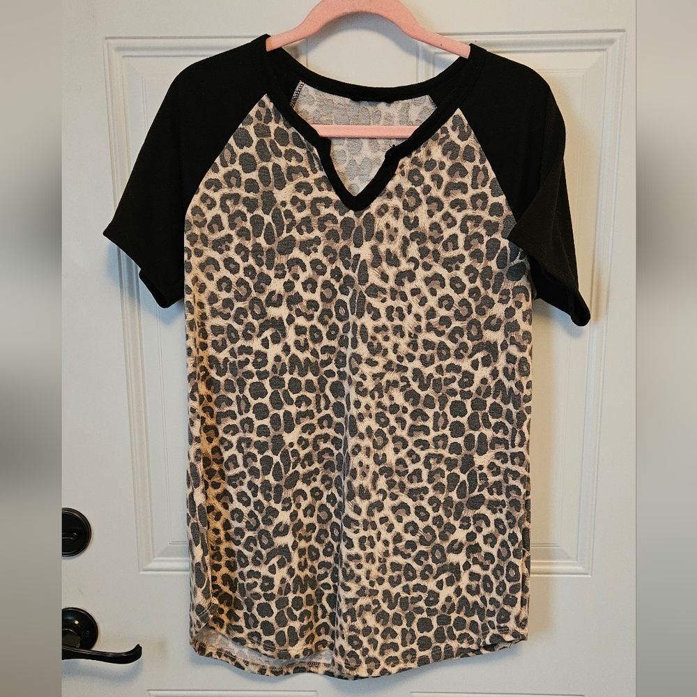 Heimish Leopard Print V-Neck Raglan Sleeve Top